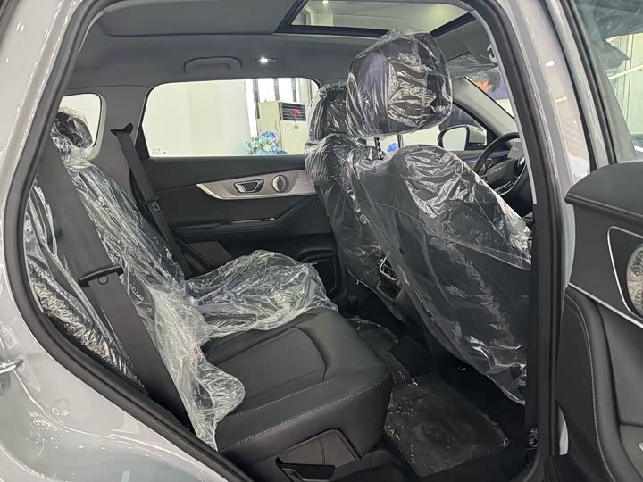 Фото 9 - Chery Tiggo 8 Pro Hybrid