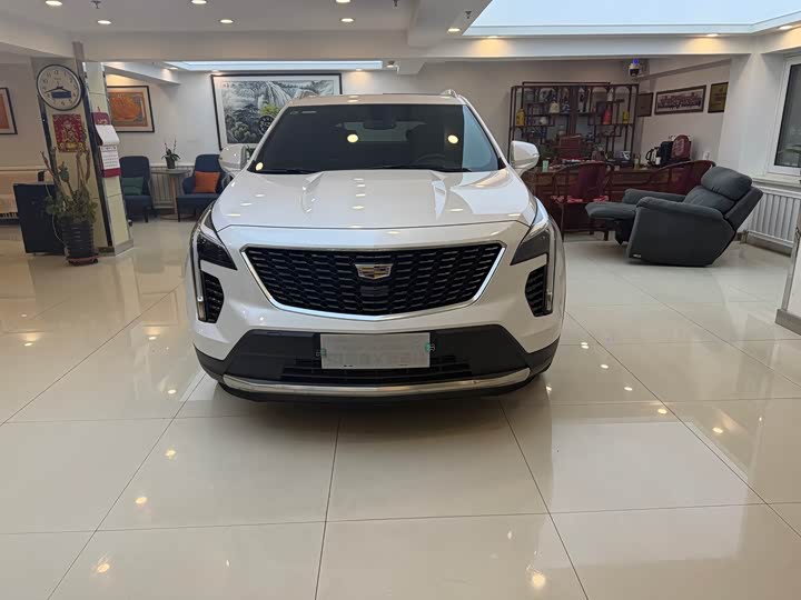 Фото 2 - Cadillac XT4