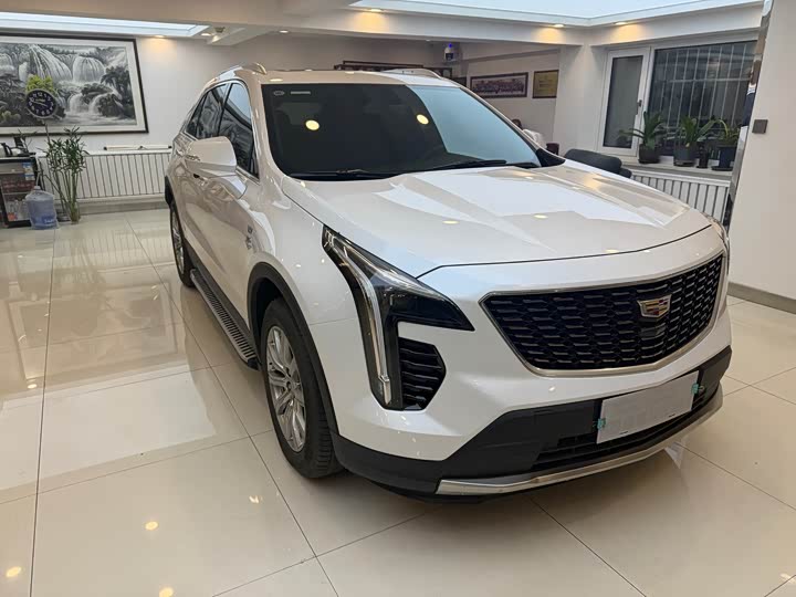 Фото 3 - Cadillac XT4