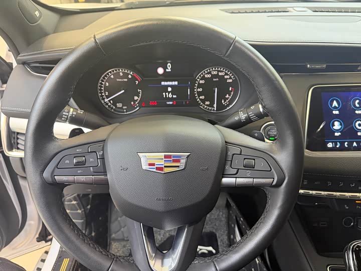 Фото 5 - Cadillac XT4