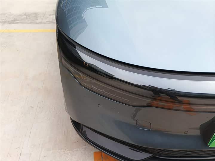 Фото 30 - Zeekr 007