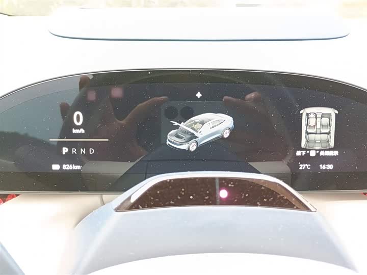 Фото 4 - Zeekr 007