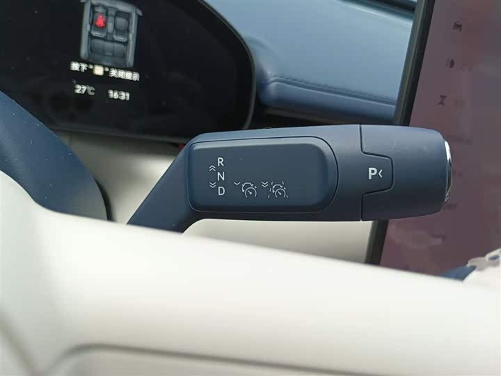 Фото 7 - Zeekr 007