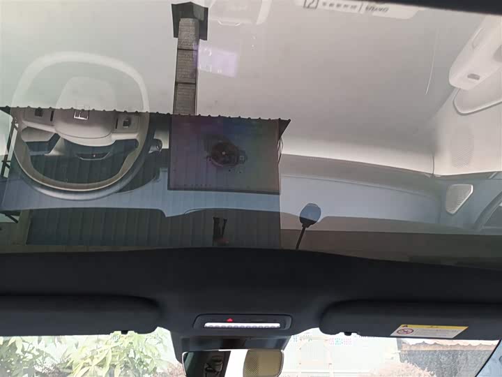 Фото 9 - Zeekr 007