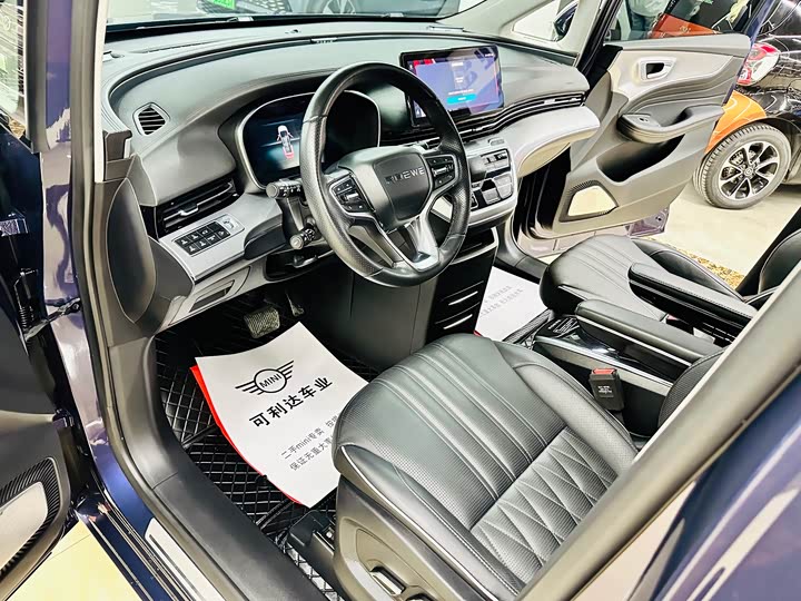 Фото 14 - Roewe iMax 8