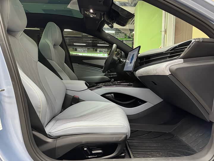 Фото 11 - BYD Seal