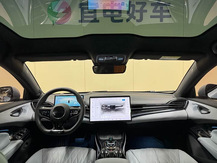 Фото 16 - BYD Seal