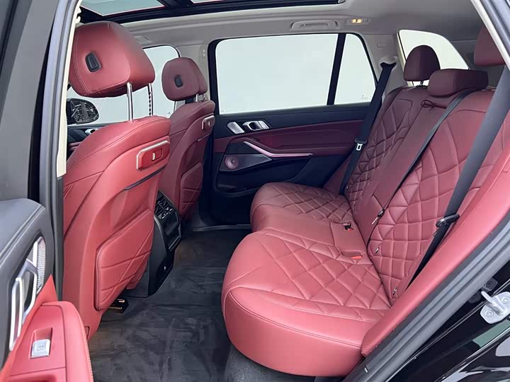 Фото 17 - BMW X5