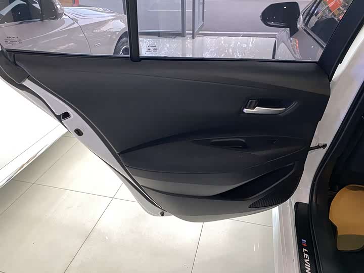 Фото 12 - Toyota Levin