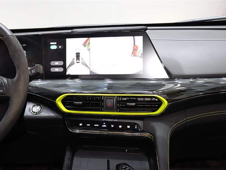 Фото 14 - Changan UNI-T