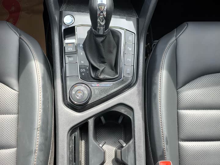 Фото 17 - Volkswagen Tharu