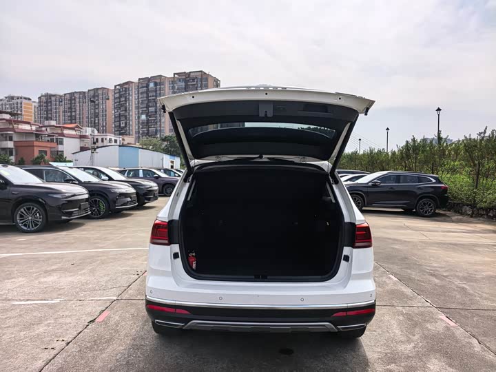 Фото 20 - Volkswagen Tharu