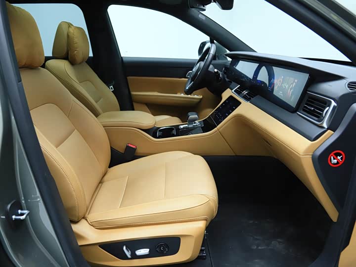 Фото 12 - LiXiang One