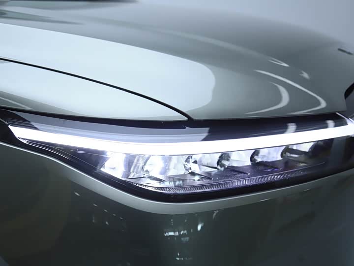 Фото 19 - LiXiang One