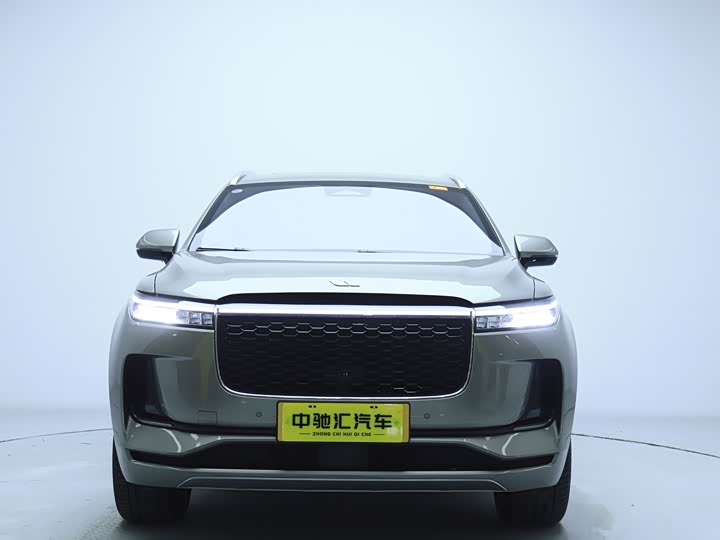 Фото 2 - LiXiang One