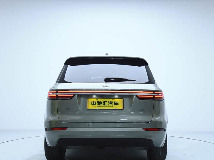 Фото 21 - LiXiang One