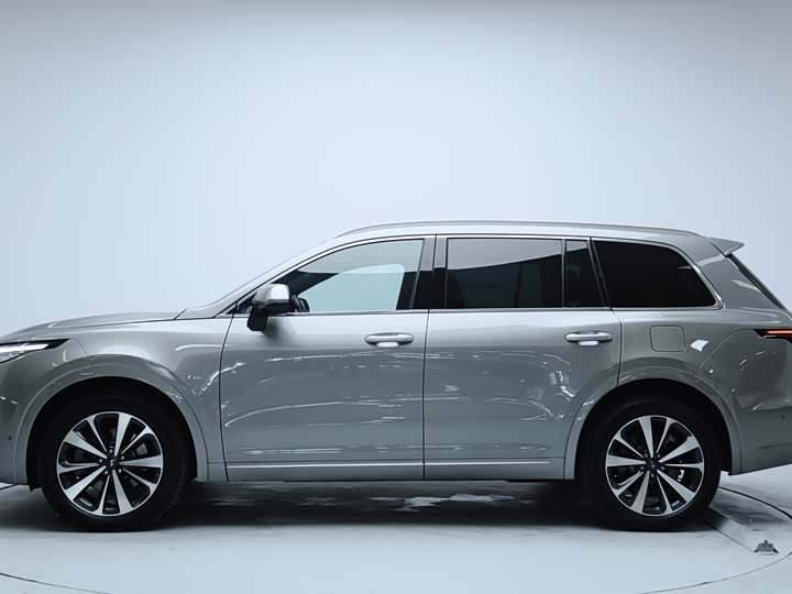 Фото 23 - LiXiang One