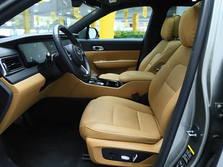 Фото 9 - LiXiang One