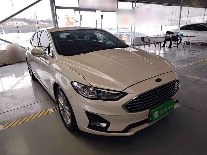 Фото 4 - Ford Mondeo