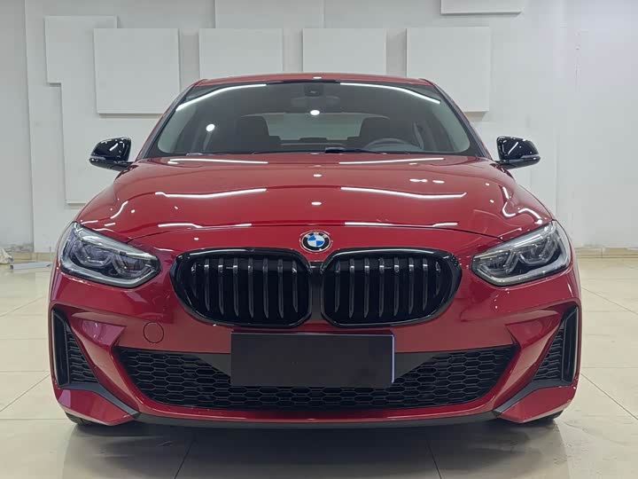 Фото 2 - BMW 1 Series