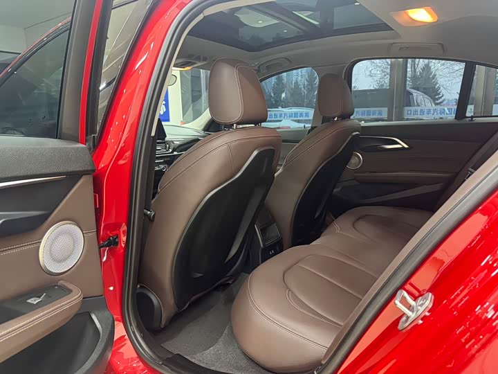 Фото 8 - BMW 1 Series