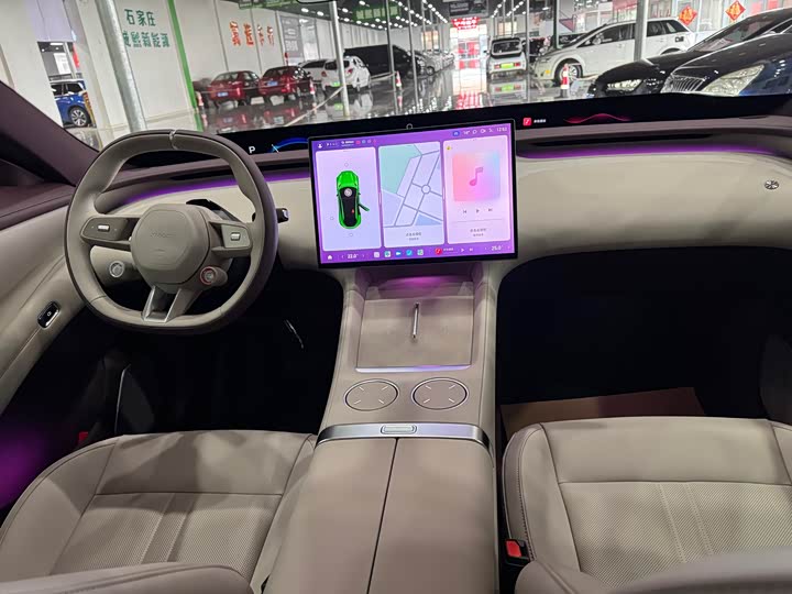 Фото 18 - Xiaomi YU7