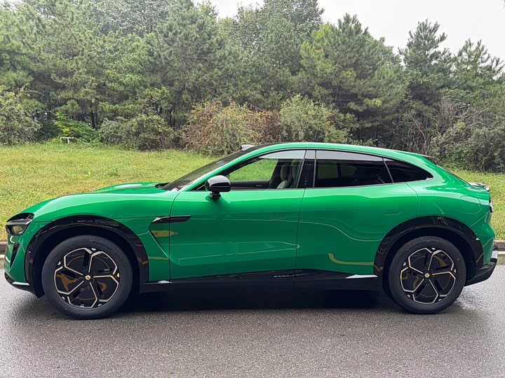 Фото 3 - Xiaomi YU7