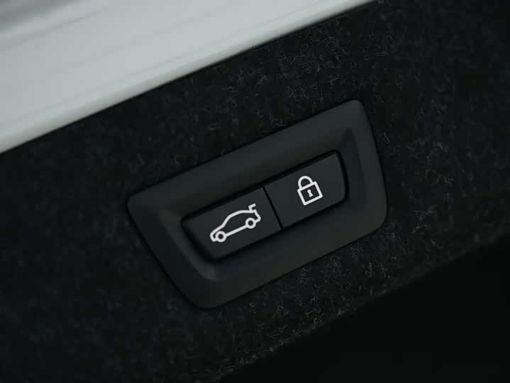 Фото 14 - BMW 5 Series