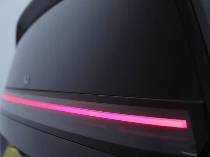 Фото 18 - LiXiang Mega