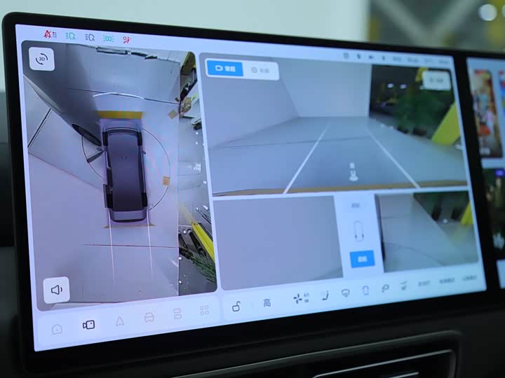 Фото 8 - LiXiang Mega