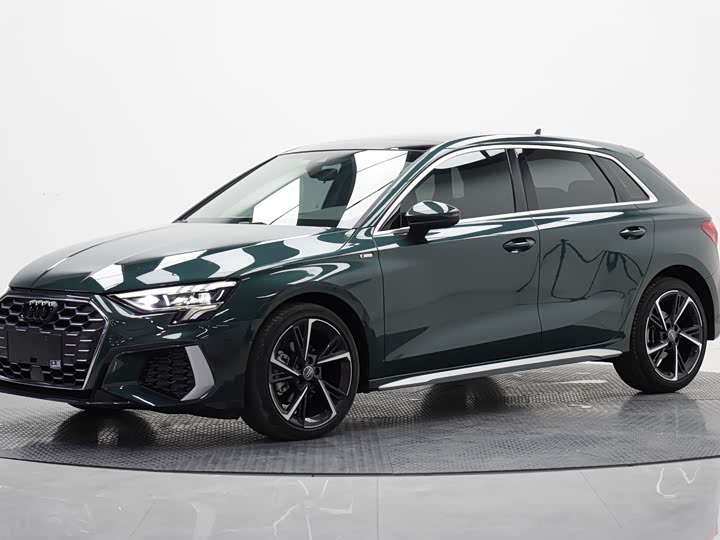 Фото 1 - Audi A3