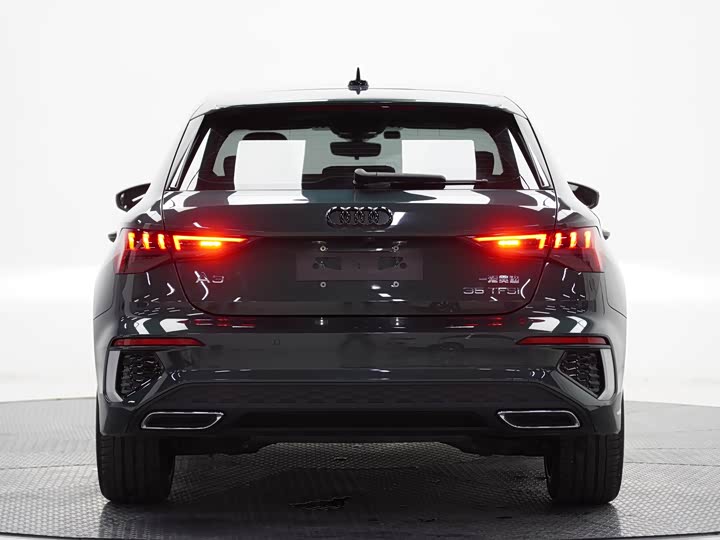 Фото 4 - Audi A3