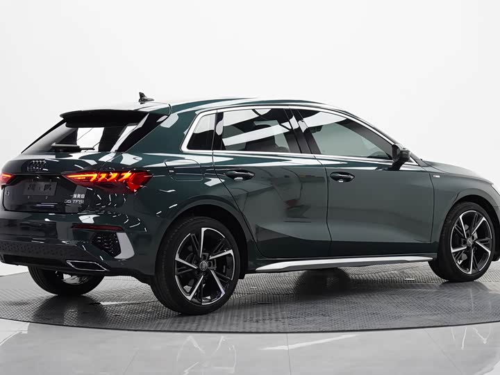 Фото 5 - Audi A3