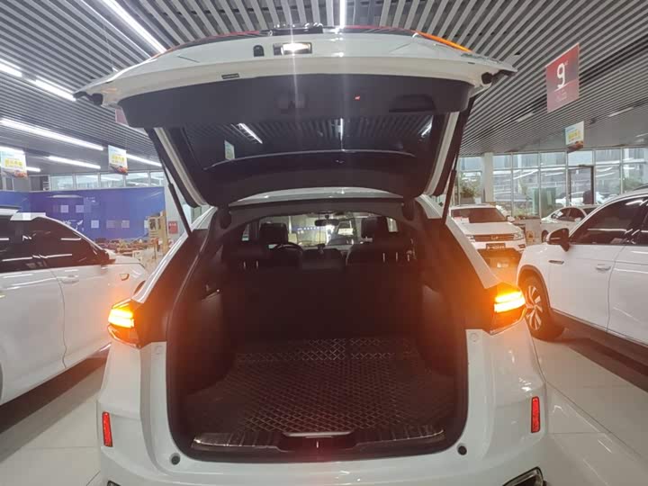 Фото 19 - Honda UR-V