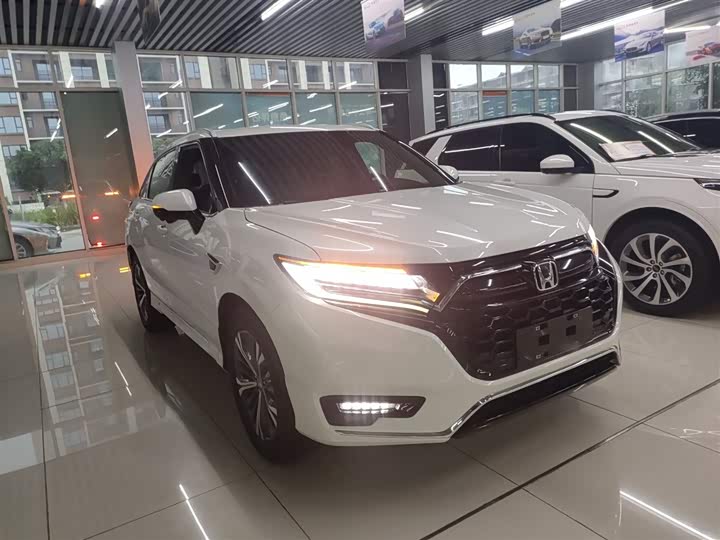 Фото 4 - Honda UR-V