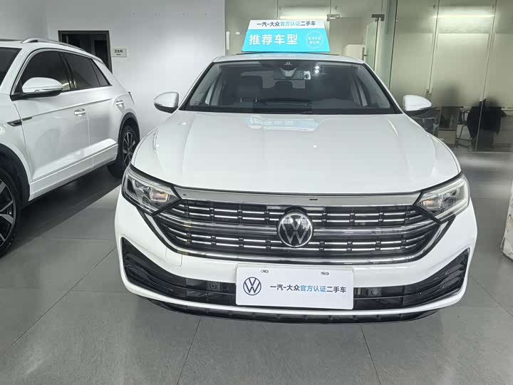 Фото 2 - Volkswagen Sagitar L