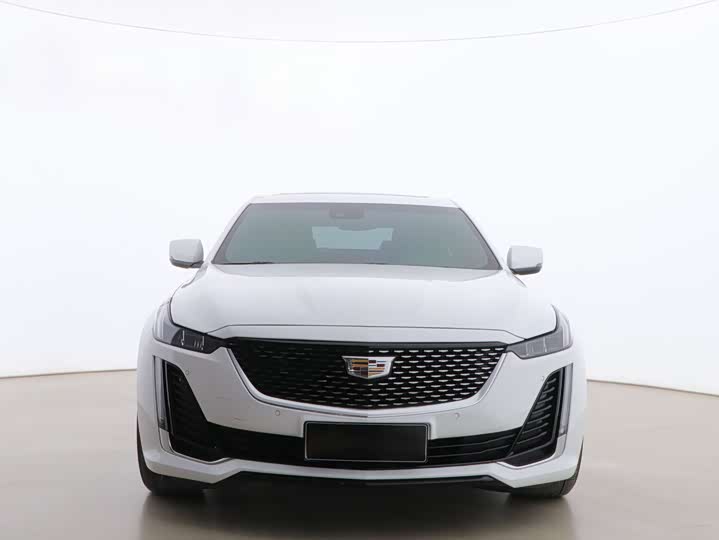 Фото 2 - Cadillac CT5