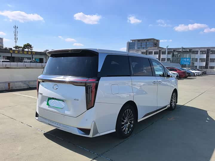 Фото 6 - GAC Trumpchi M8