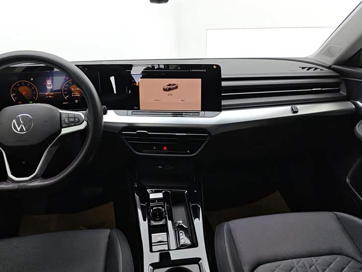 Фото 13 - Volkswagen Lamando L