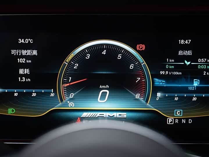 Фото 10 - Mercedes-Benz AMG GT