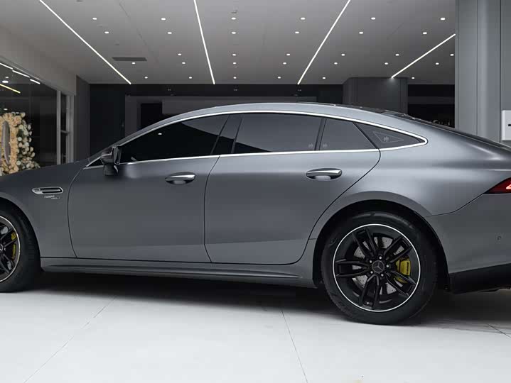 Фото 16 - Mercedes-Benz AMG GT