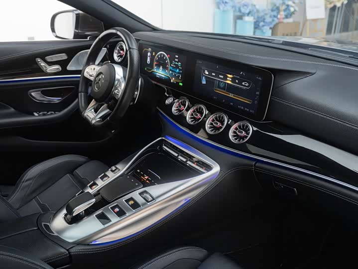 Фото 8 - Mercedes-Benz AMG GT