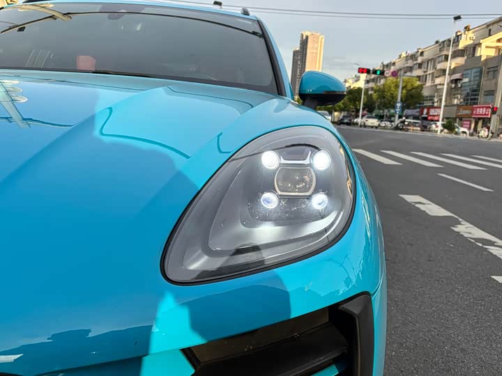 Фото 16 - Porsche Macan