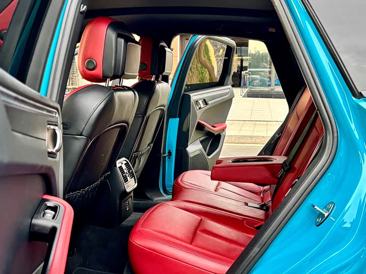 Фото 9 - Porsche Macan