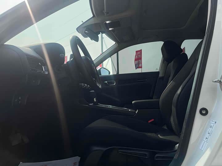 Фото 4 - Honda Civic