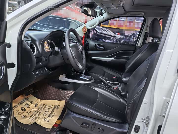 Фото 6 - Nissan Terra