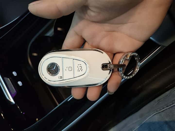 Фото 9 - Mercedes-Benz C-Class