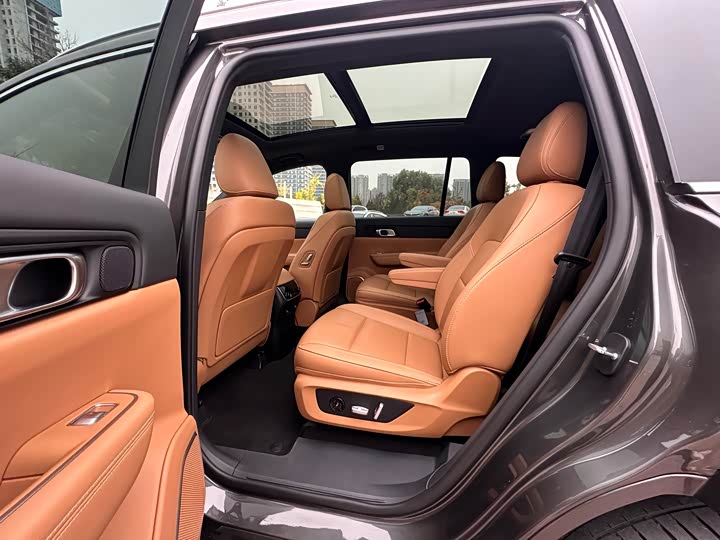 Фото 4 - LiXiang One