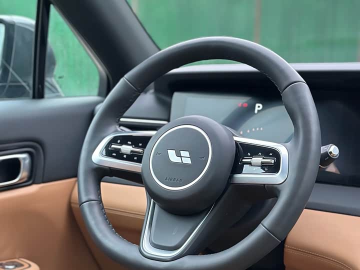 Фото 7 - LiXiang One