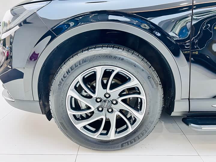 Фото 4 - Lincoln Corsair